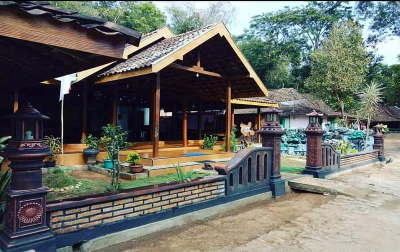 Nara Homestay Syariah Mangunan Kültér fotó