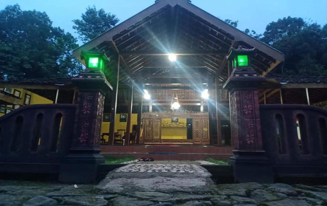 Nara Homestay Syariah Mangunan Kültér fotó
